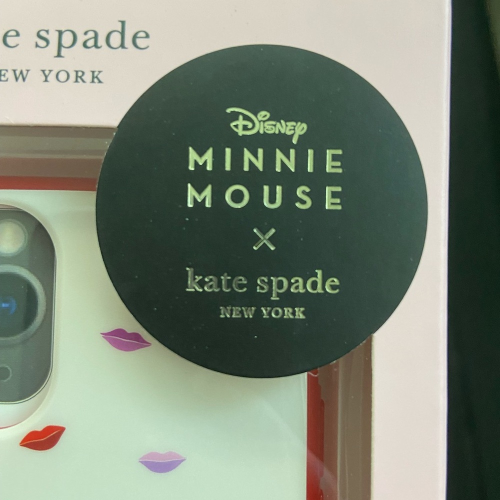 NEW KATE SPADE ♠️ IPHONE 11 PRO CASE - Picture 2 of 4
